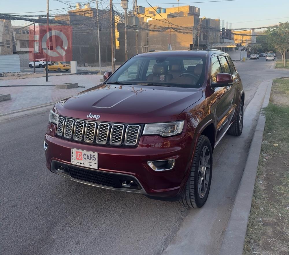 جیپ گراند شیرۆکی